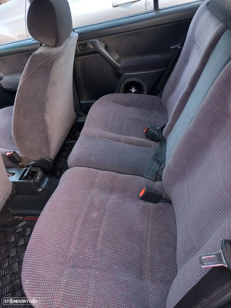 VW Golf - 5