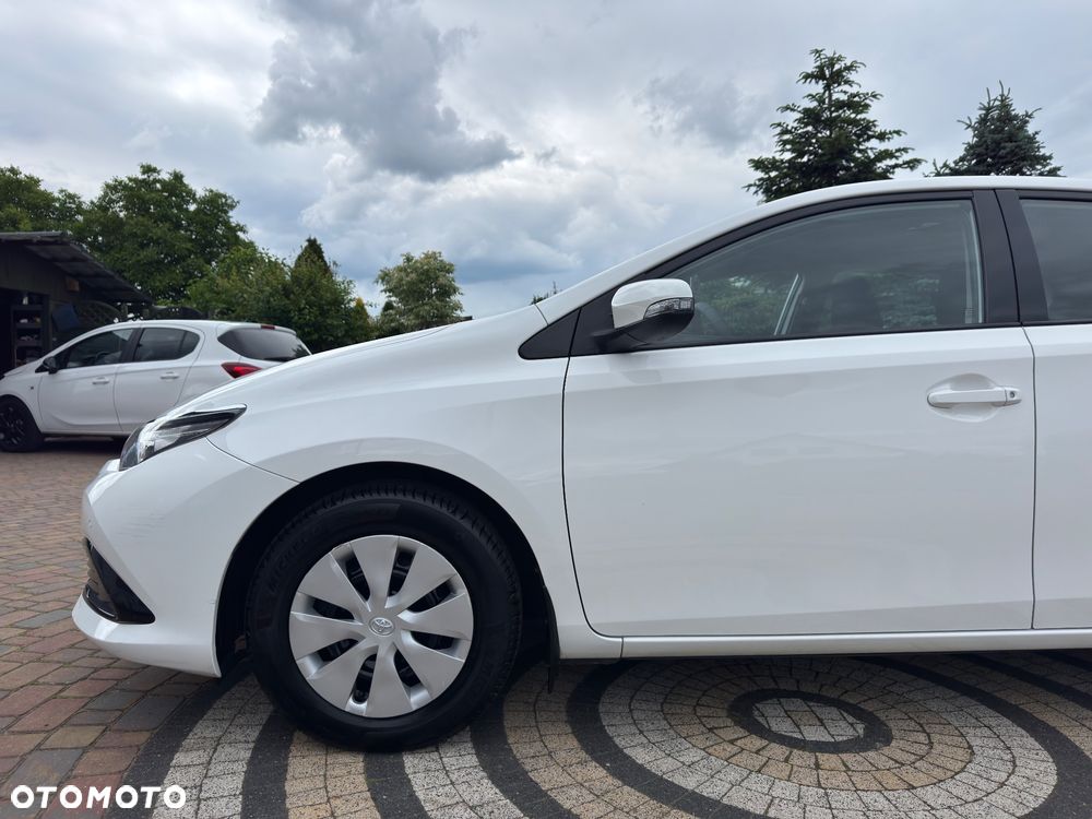 Toyota Auris 1.33 VVT-i Active - 12