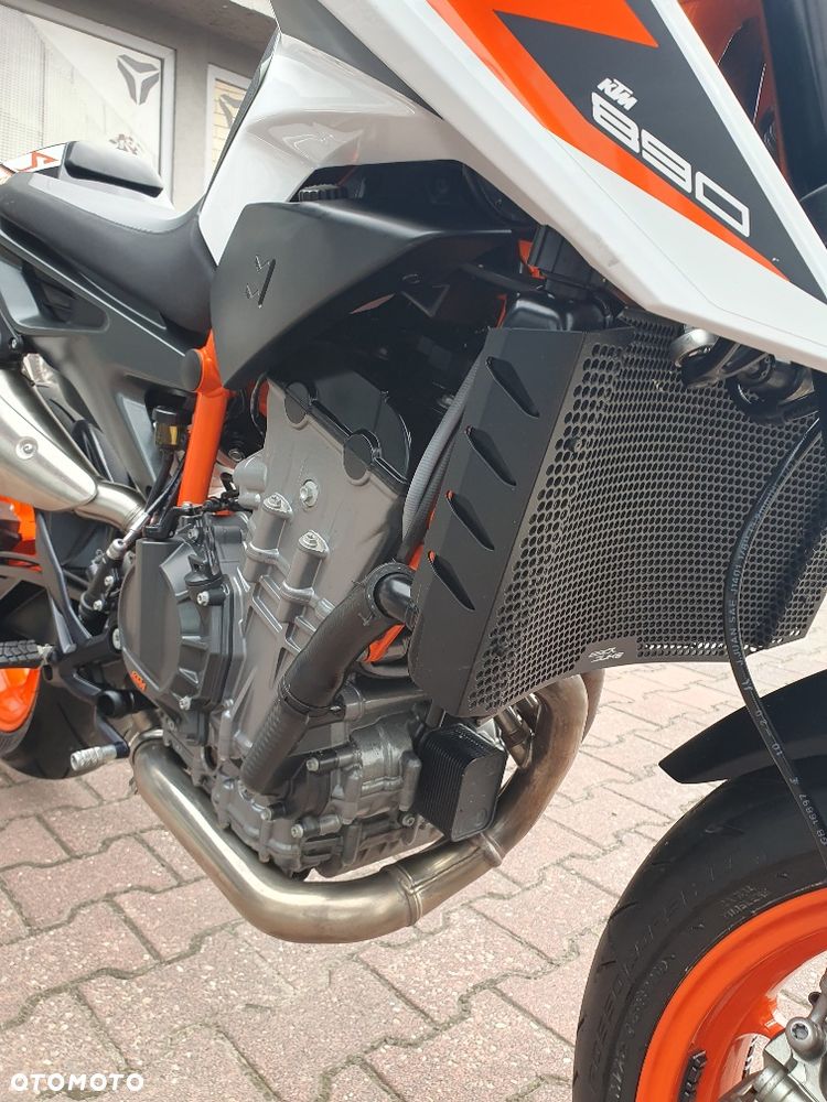 KTM DUKE 890 - 28