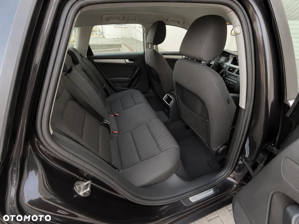 Audi A4 Avant 2.0 TDI DPF Attraction - 13