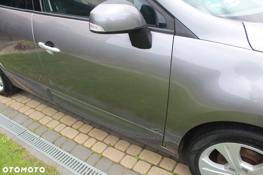 Renault Scenic - 16