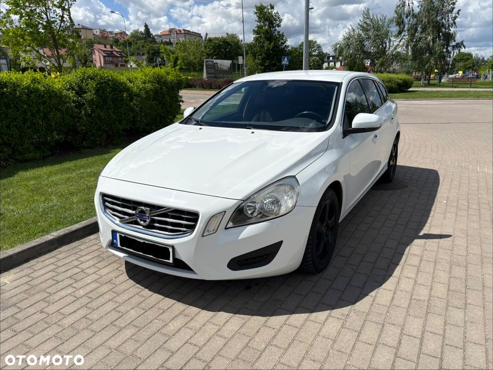 Volvo V60 T4 Geartronic Powershift Momentum - 6