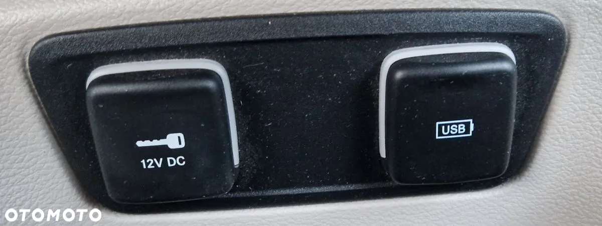Chrysler Pacifica - 22