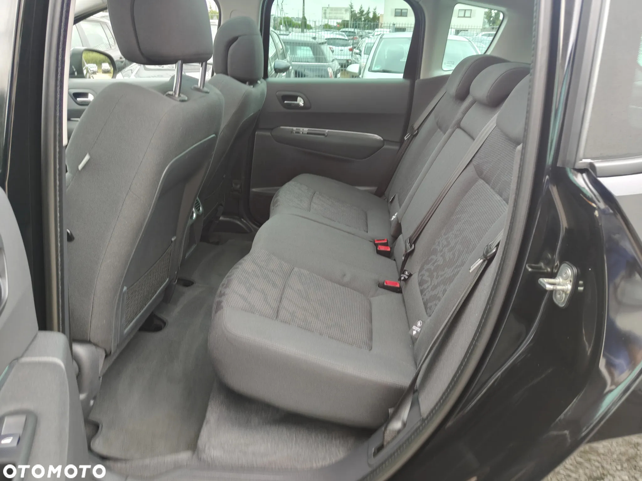 Peugeot 3008 HDi FAP 115 Style - 17