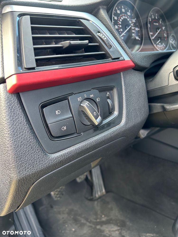 BMW Seria 3 335i - 11