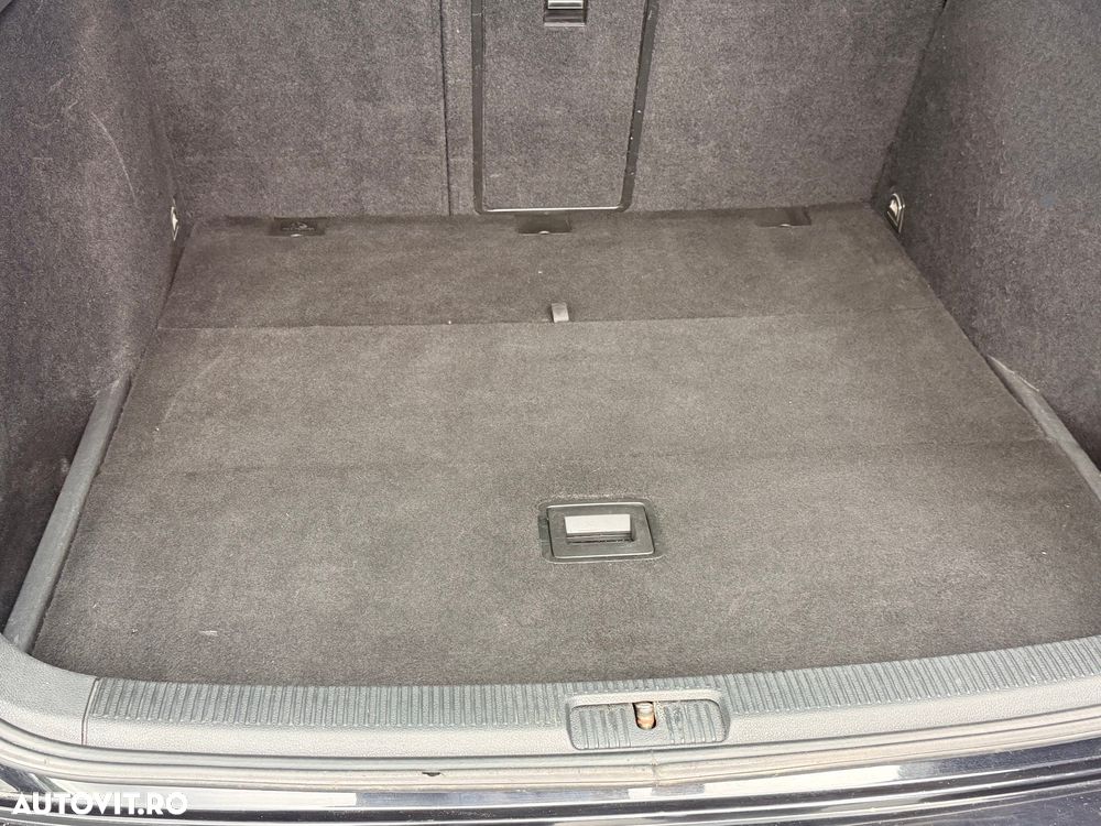 Volkswagen Golf - 17