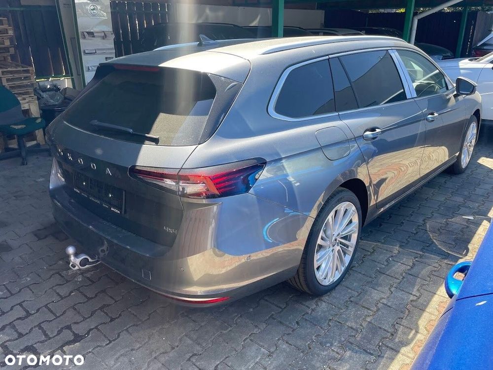 Skoda Superb 2.0 TDI SCR 4x4 L&K DSG - 3