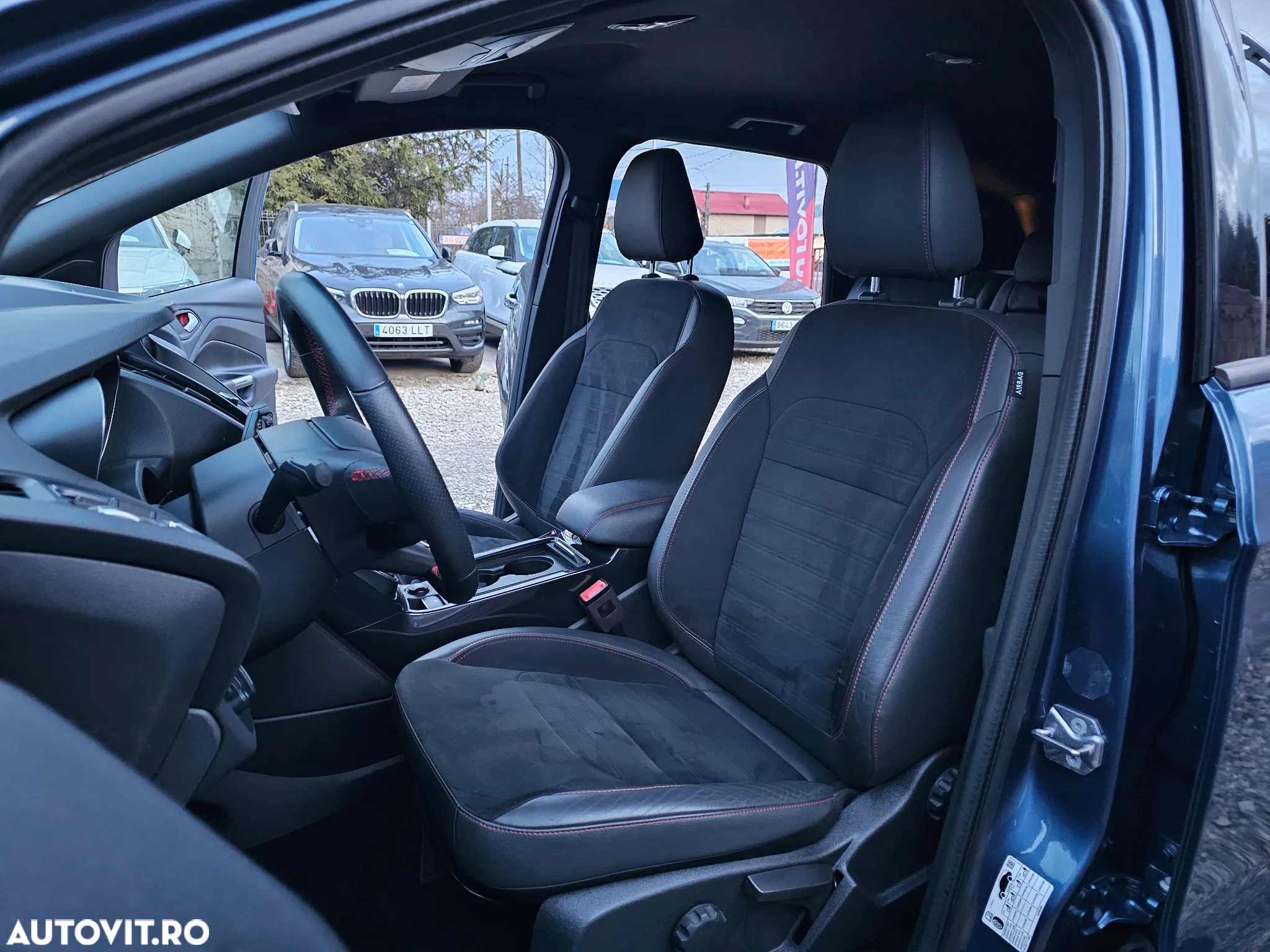 Ford Kuga - 21