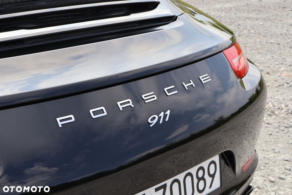 Porsche 911 Carrera PDK - 24