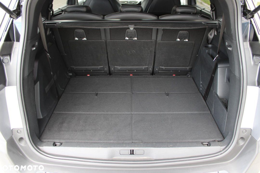 Peugeot 5008 - 14