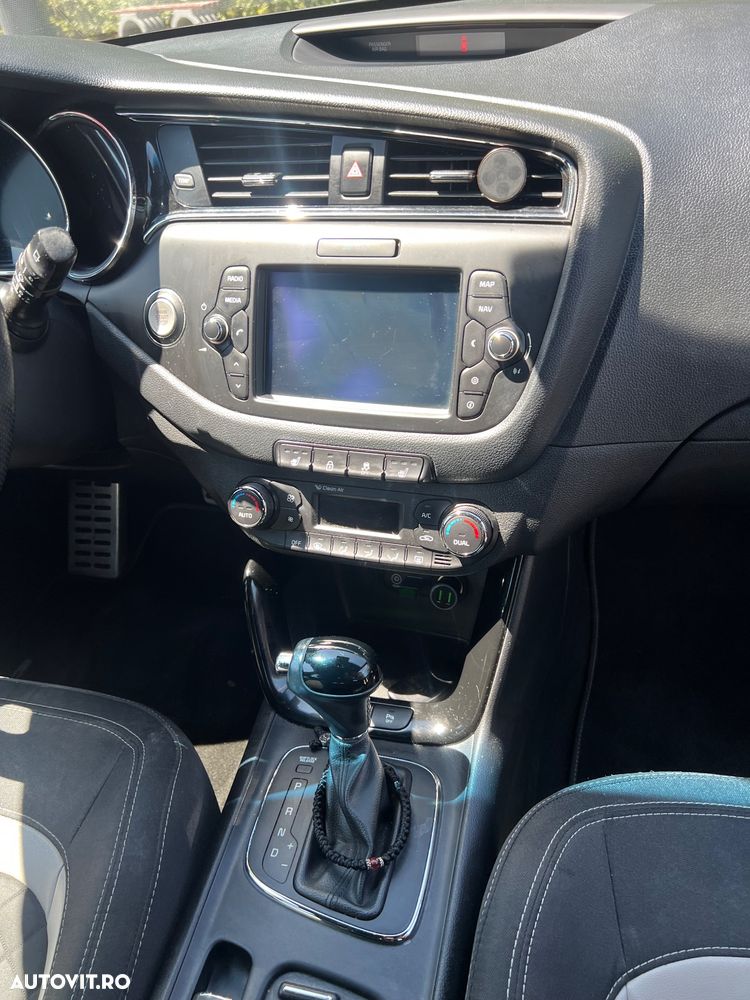 Kia Ceed 1.6 CRDi 136 DCT ISG GT Line - 10