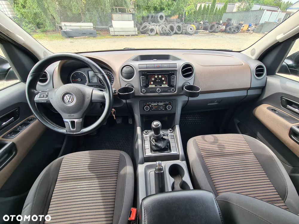 Volkswagen Amarok - 22
