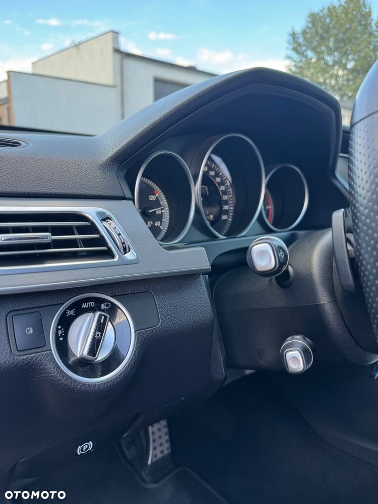 Mercedes-Benz Klasa E 220 BlueTEC 9G-TRONIC Avantgarde - 13