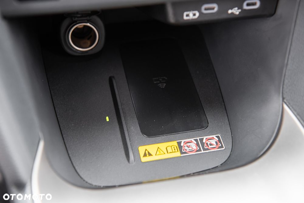 Toyota Yaris Cross Hybrid 1.5 Executive AWD - 23
