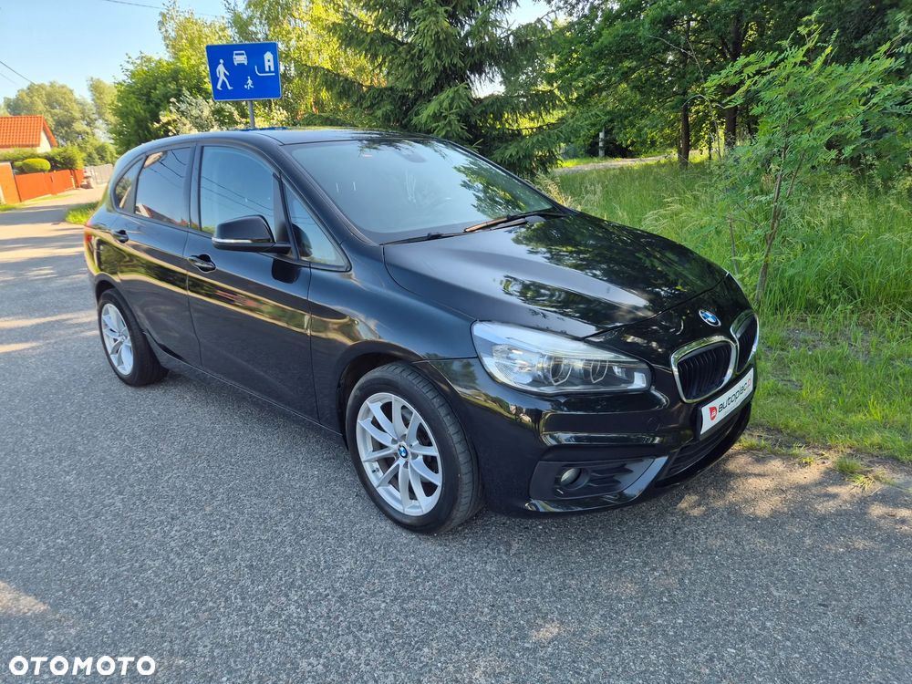 BMW Seria 2 216d Sport Line - 16