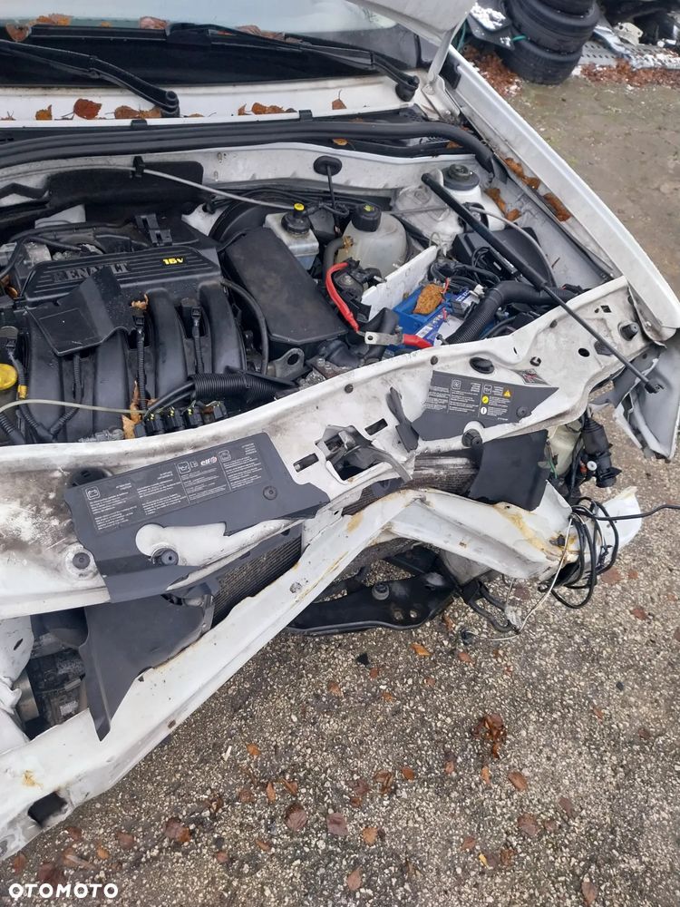 Dacia Duster 1.6 16V 105 4x2 Essentiel - 11