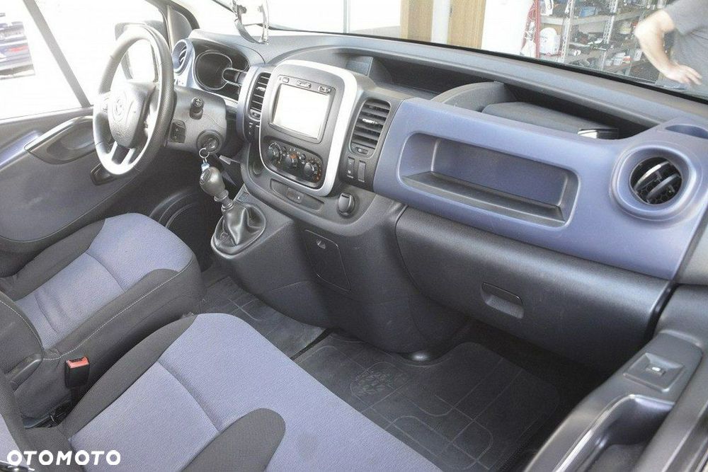 Opel Vivaro - 13