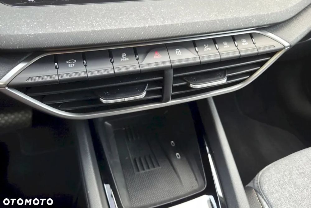 Skoda Octavia 1.5 TSI mHEV Drive Selection DSG - 19
