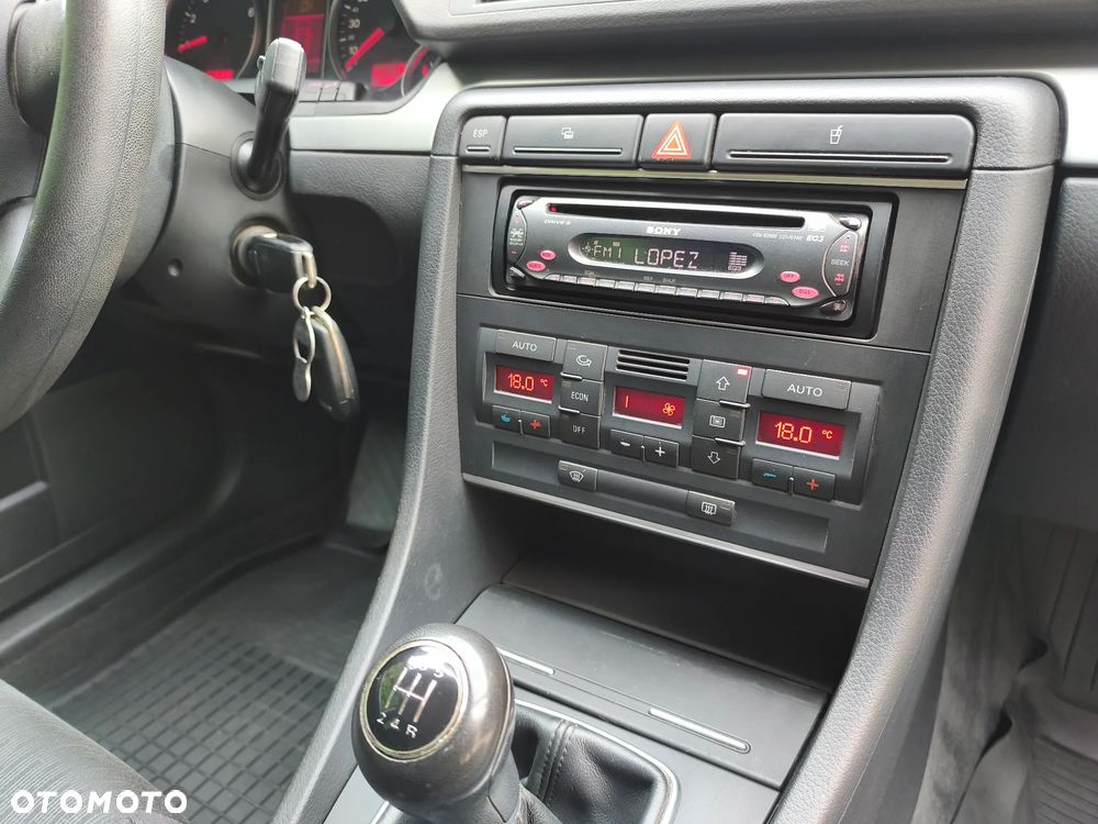 Audi A4 Avant 1.6 - 35