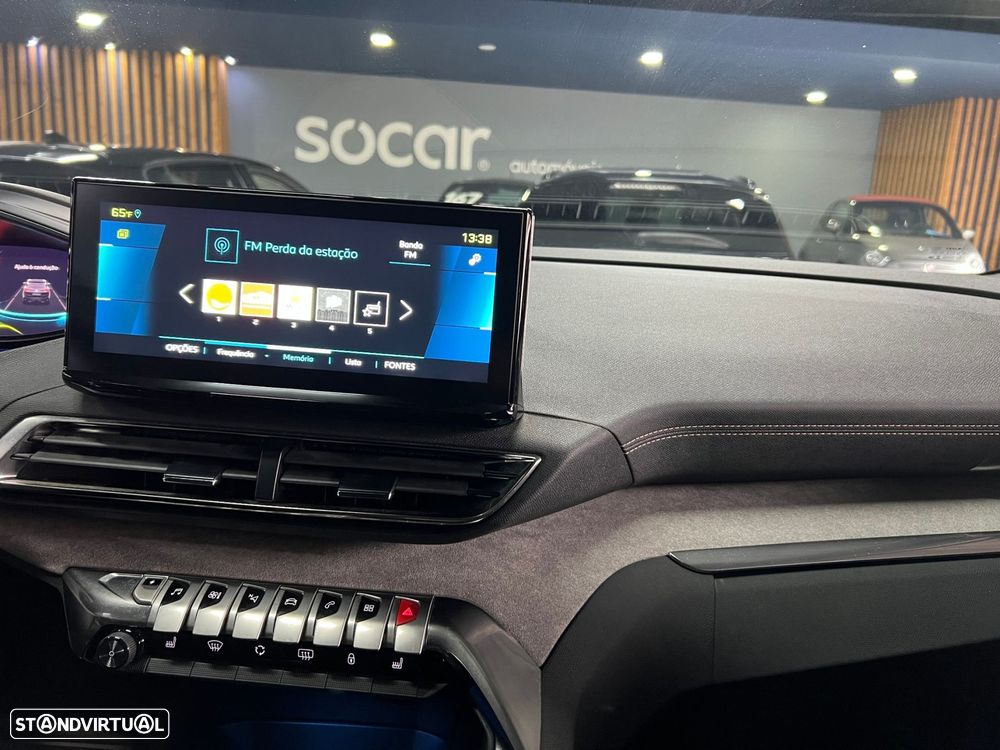 Peugeot 3008 1.6 Hybrid GT Pack e-EAT8 - 25