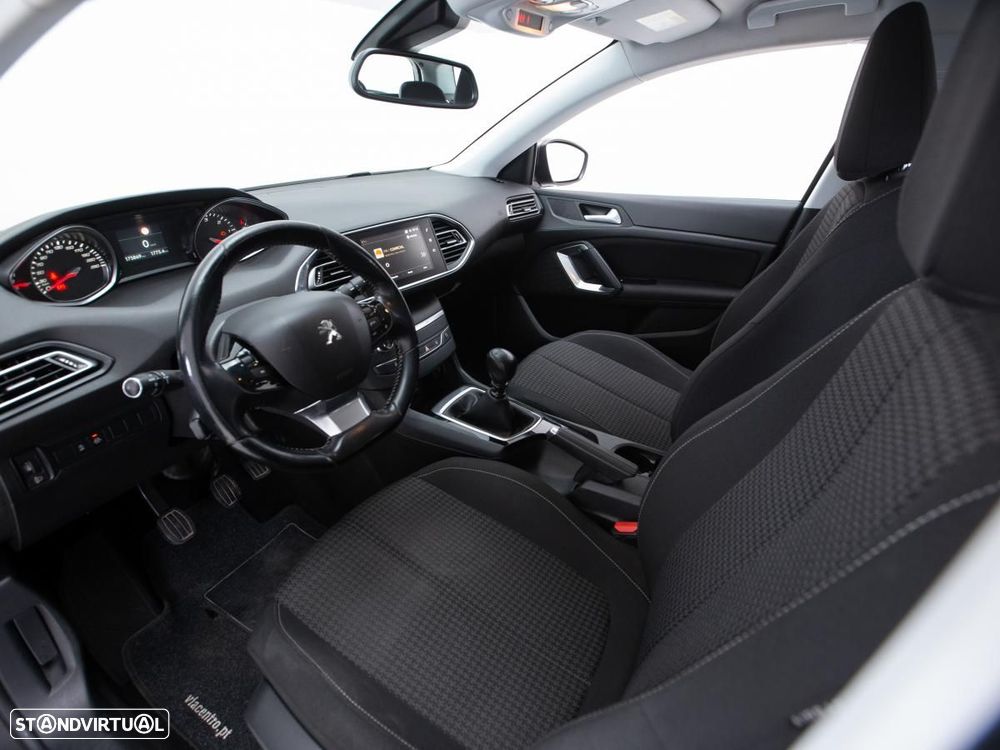 Peugeot 308 SW - 7