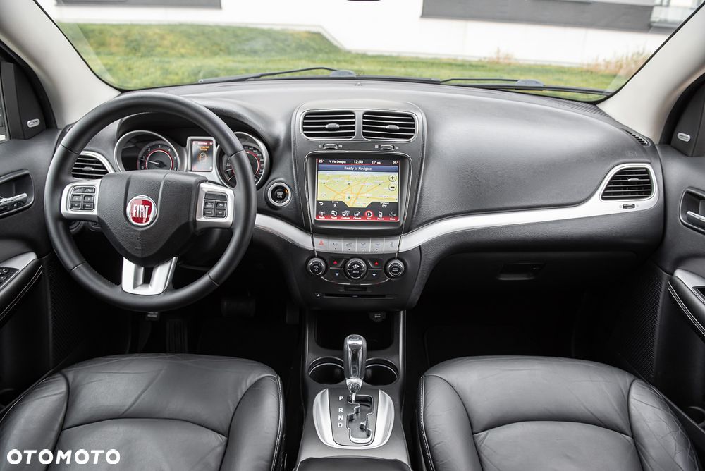 Fiat Freemont 2.0 Multijet 16V DPF Automatik Allrad Black Code - 16