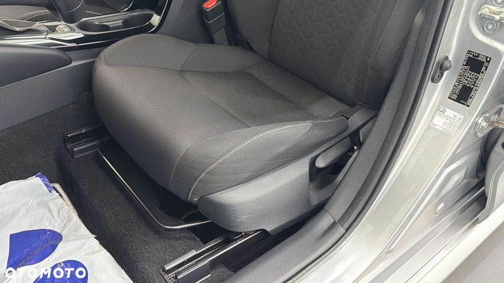 Toyota Corolla 1.8 Hybrid GPF Comfort - 13