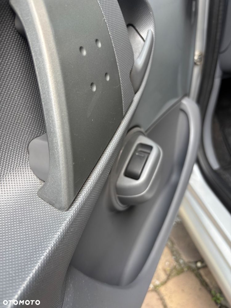 Toyota Aygo 1.0 VVT-i Terra A/C - 24