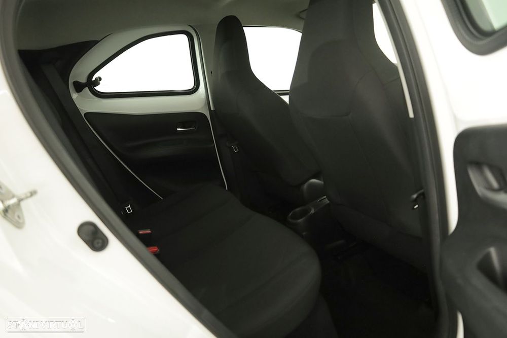 Toyota Aygo X - 21