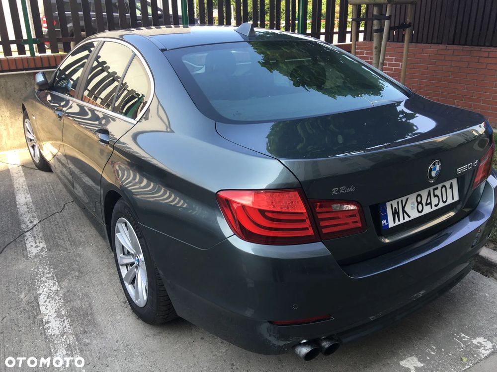 BMW Seria 5 520d - 8