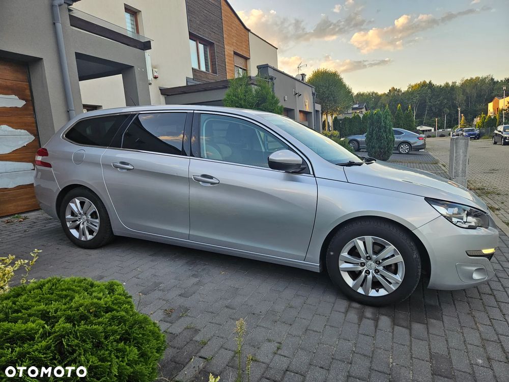 Peugeot 308 PureTech 130 GPF Stop & Start Active Business-Paket - 3