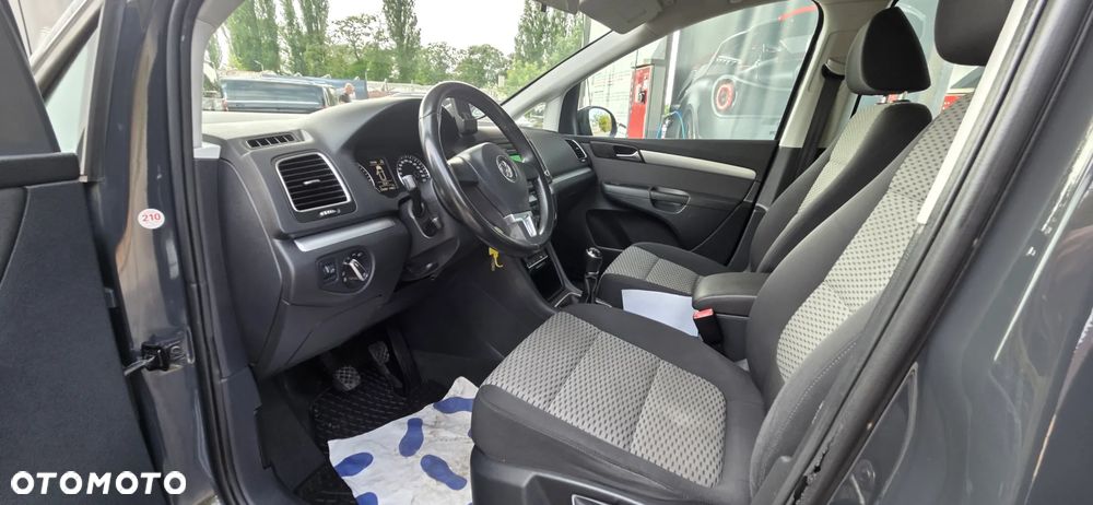 Volkswagen Sharan 2.0 TDI BlueMotion Technology Highline - 26