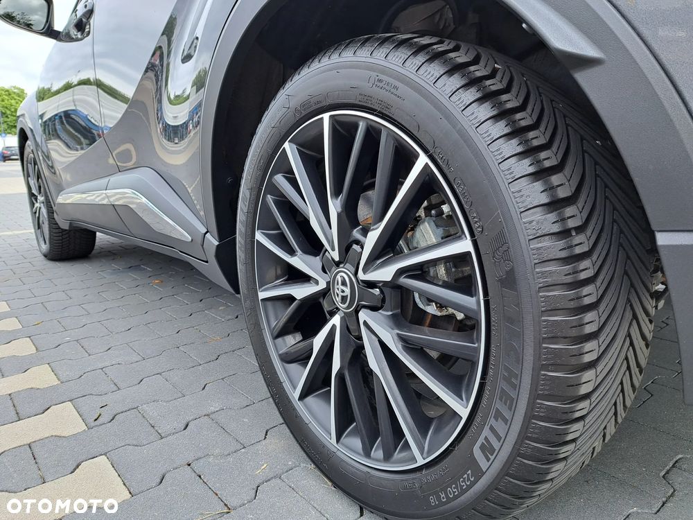 Toyota C-HR Lounge - 29
