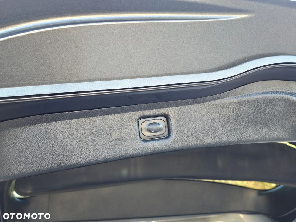 Ford S-Max 2.0 TDCi Titanium PowerShift - 19