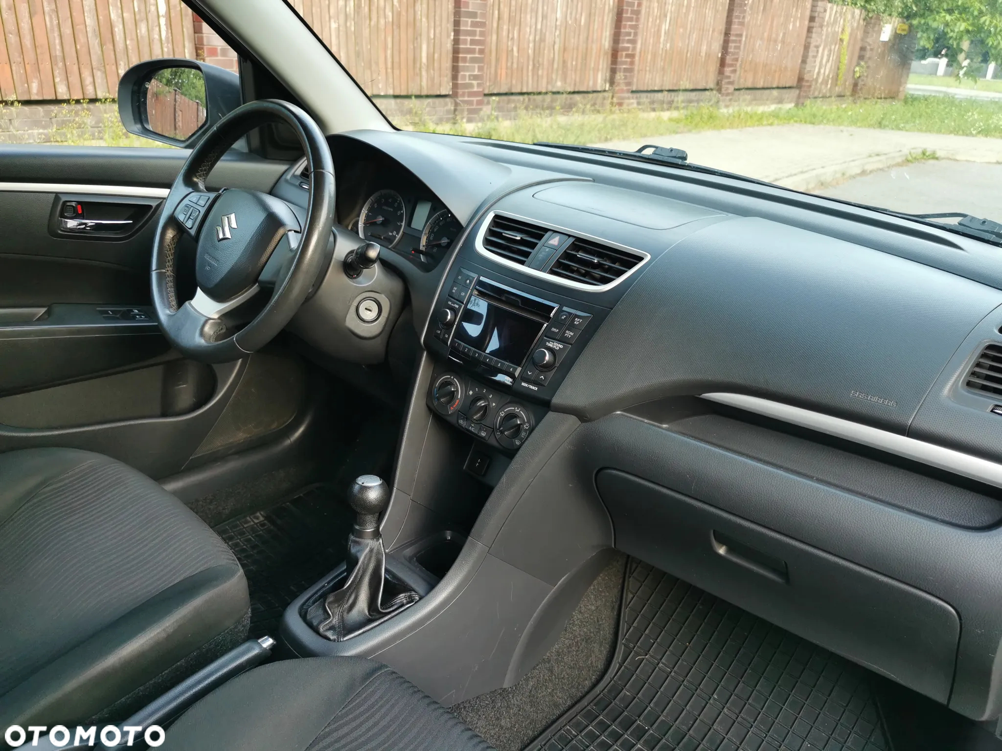 Suzuki Swift - 5