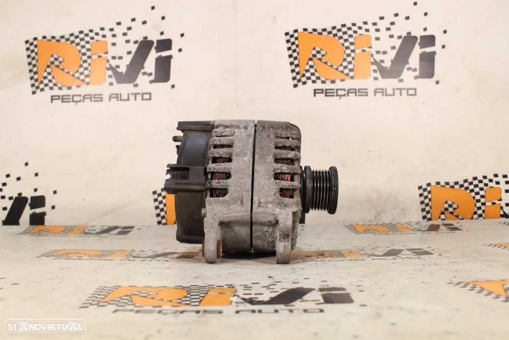 Alternador Audi A4 (8K2, B8)  04L903017a / 2619817B / 04L 903 017 A - 2