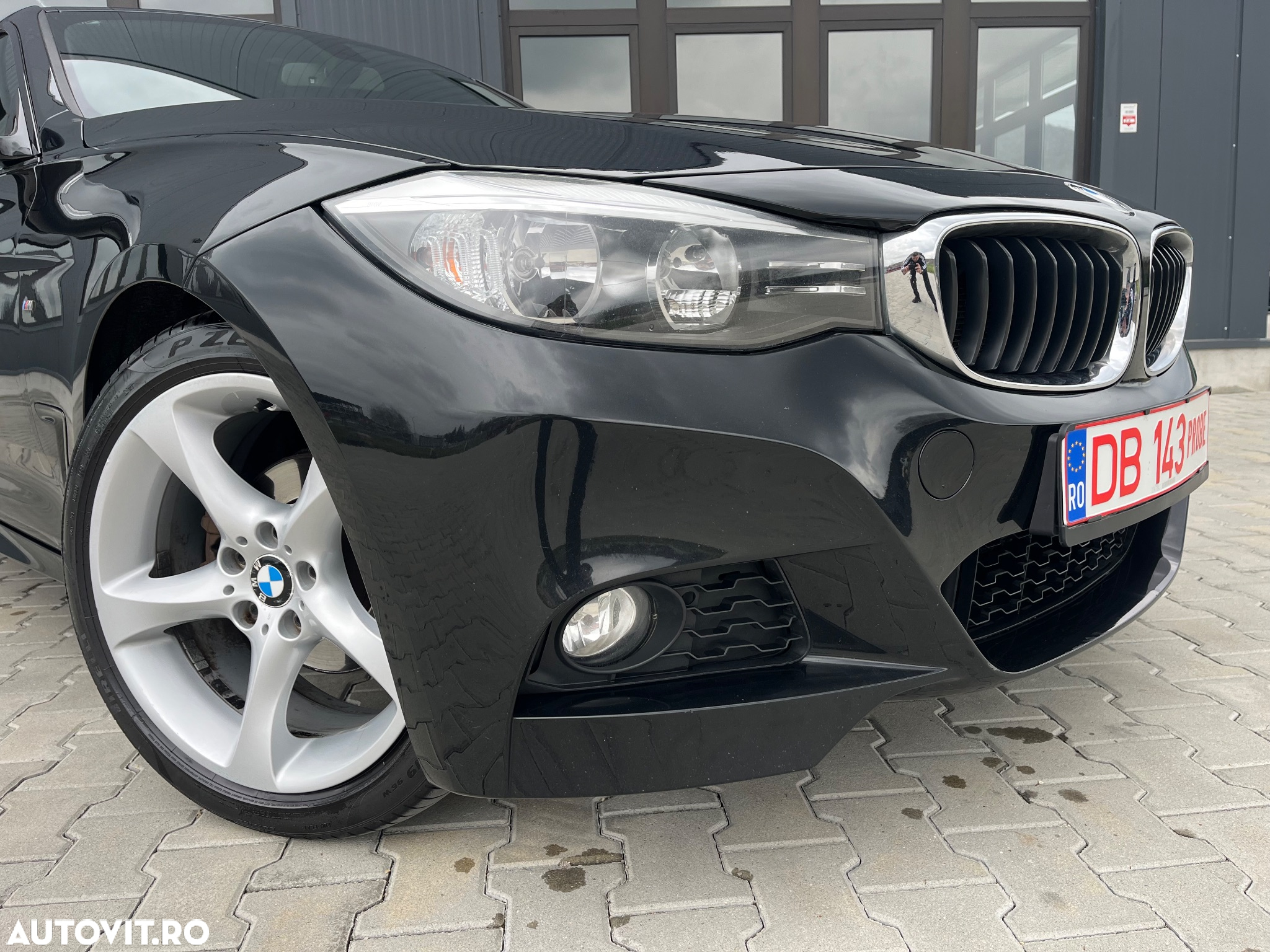 BMW Seria 3 318d Edition M Sport Shadow - 37