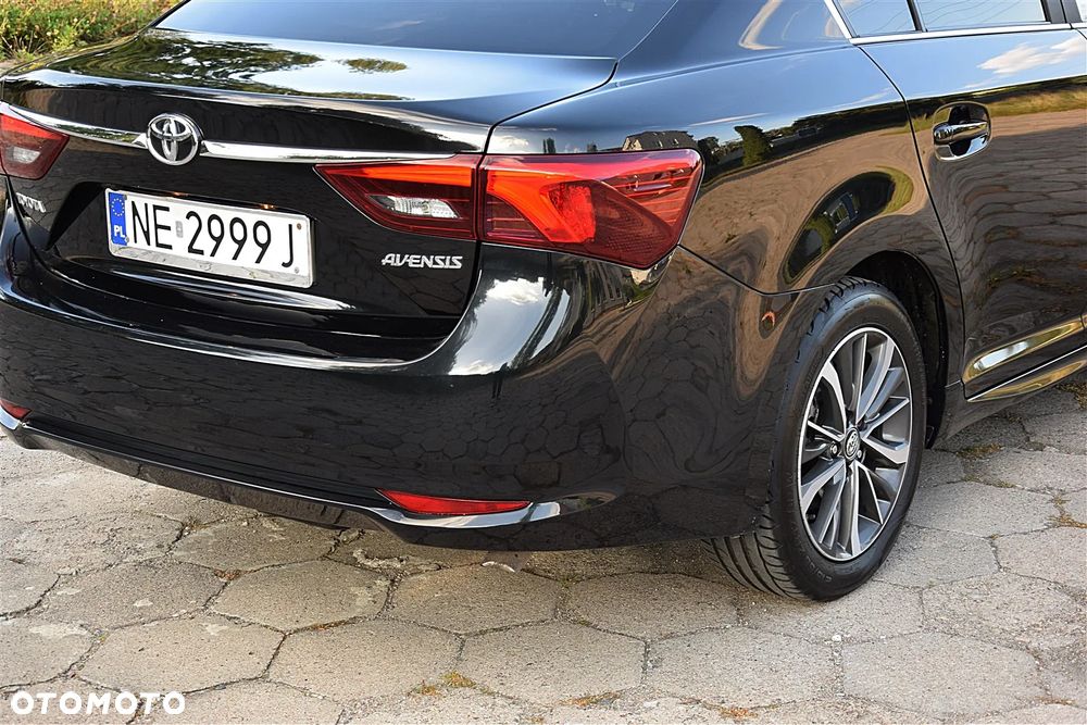 Toyota Avensis 2.0 D-4D Prestige - 11