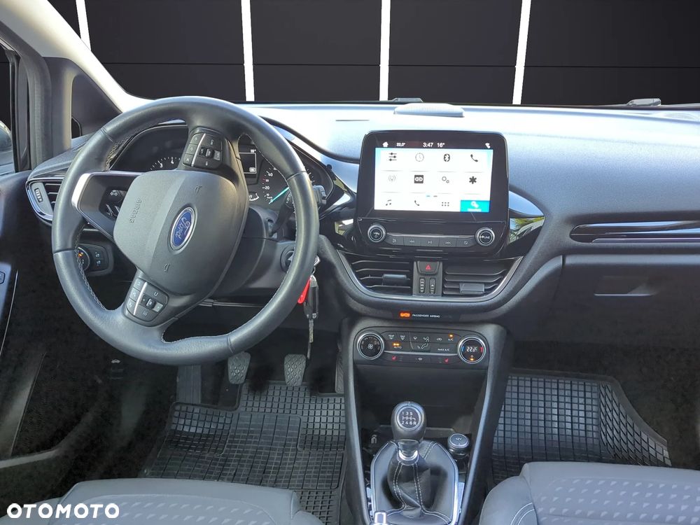 Ford Fiesta 1.0 EcoBoost Titanium - 22