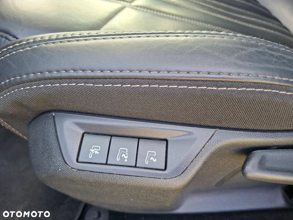 Peugeot 308 1.6 BlueHDi Allure S&S - 13
