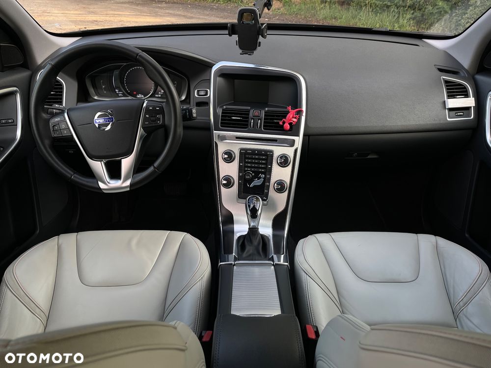 Volvo XC 60 D4 Drive-E Ocean Race - 6