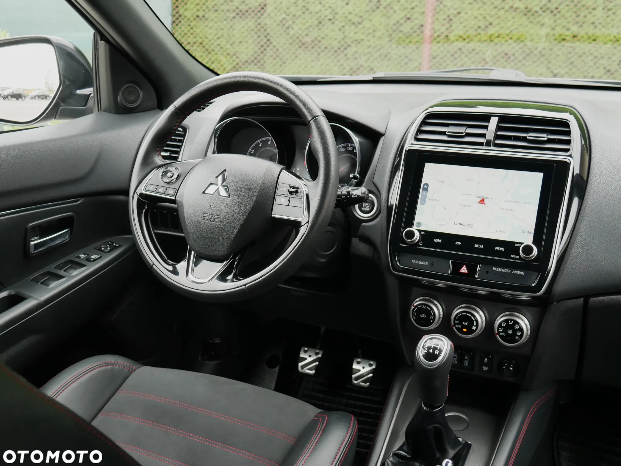 Mitsubishi ASX 2.0 Intense - 27