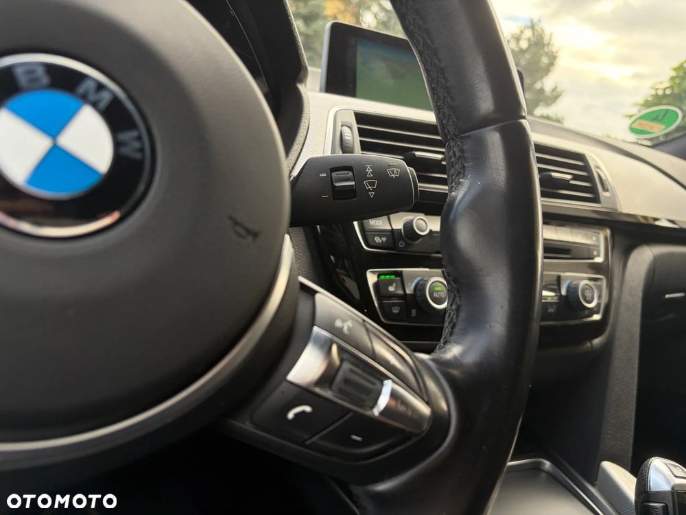 BMW Seria 3 318d Edition M Sport Shadow - 28
