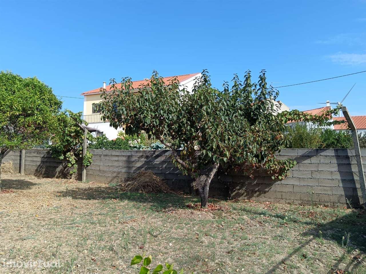 Terreno para construção - Grande imagem: 2/6