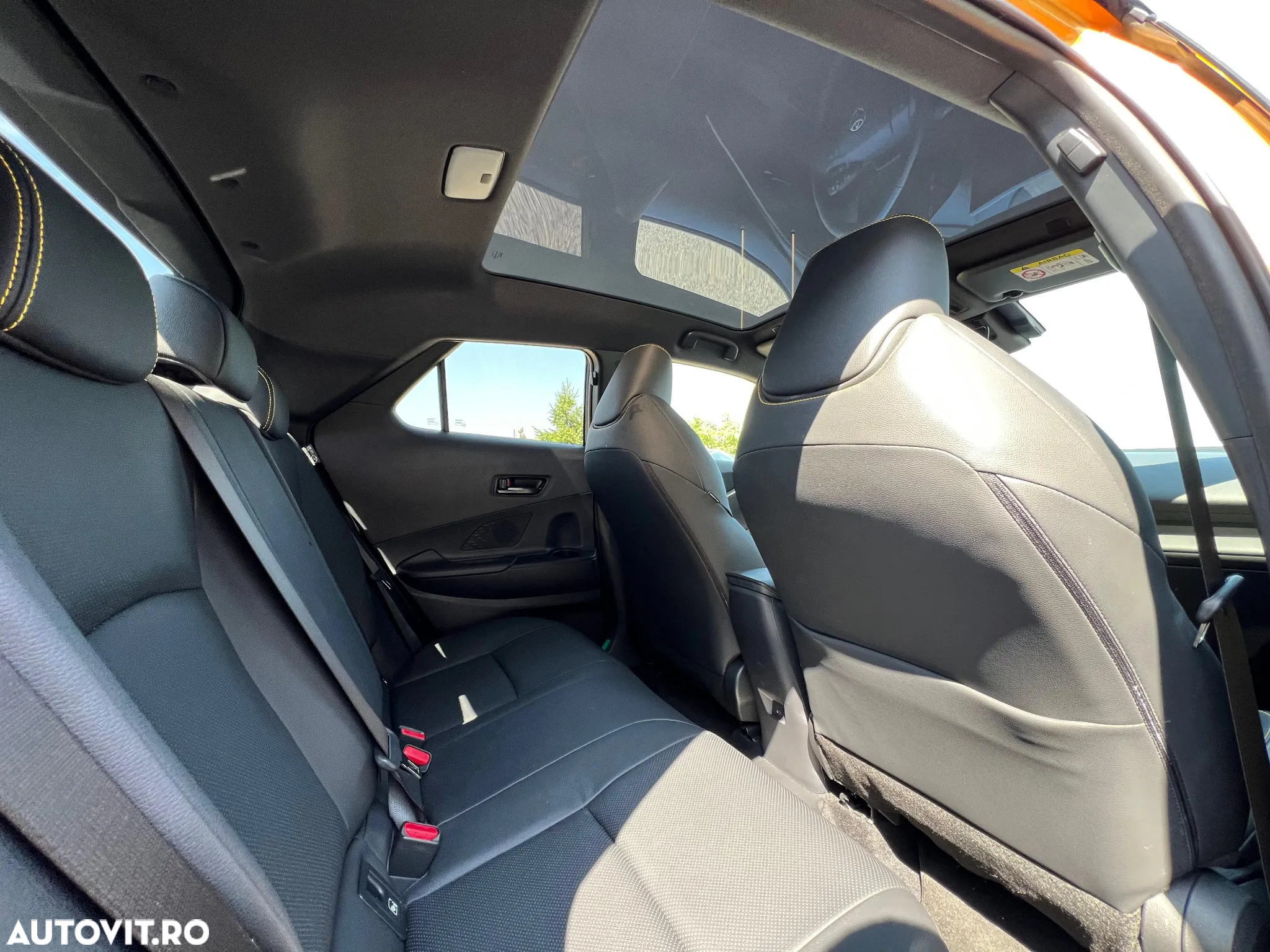 Toyota C-HR 2.0 PHEV 223 CP 4x2 CVT Premiere Edition - 15