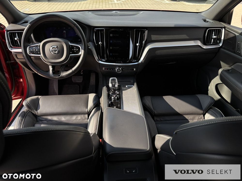 Volvo V60 Cross Country - 29