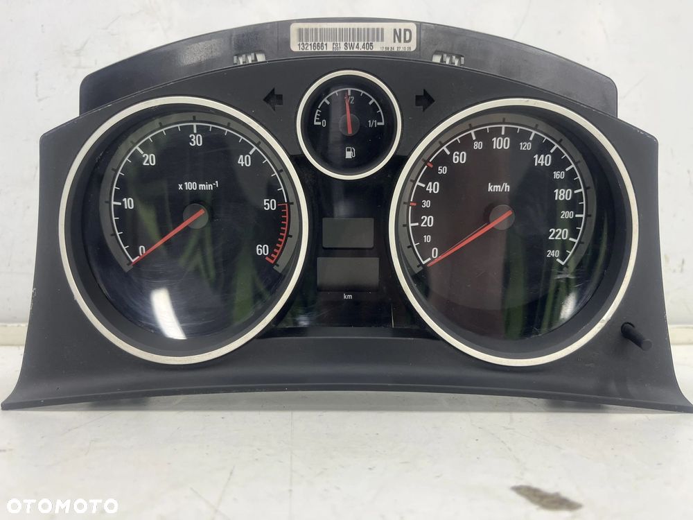 Licznik Opel Zafira B 05-14r. DIESEL zegary obrotomierz automat 13216661 - 1