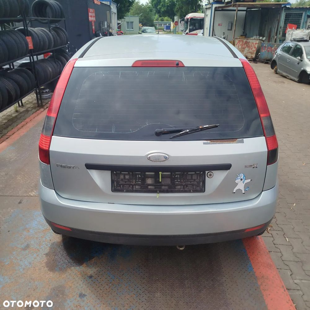 Ford Fiesta MK6  na części . - 10