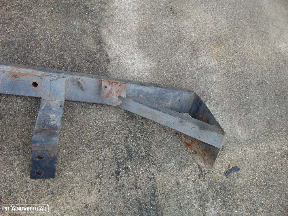 Nissan Patrol 260 estrutura gancho reboque - 5