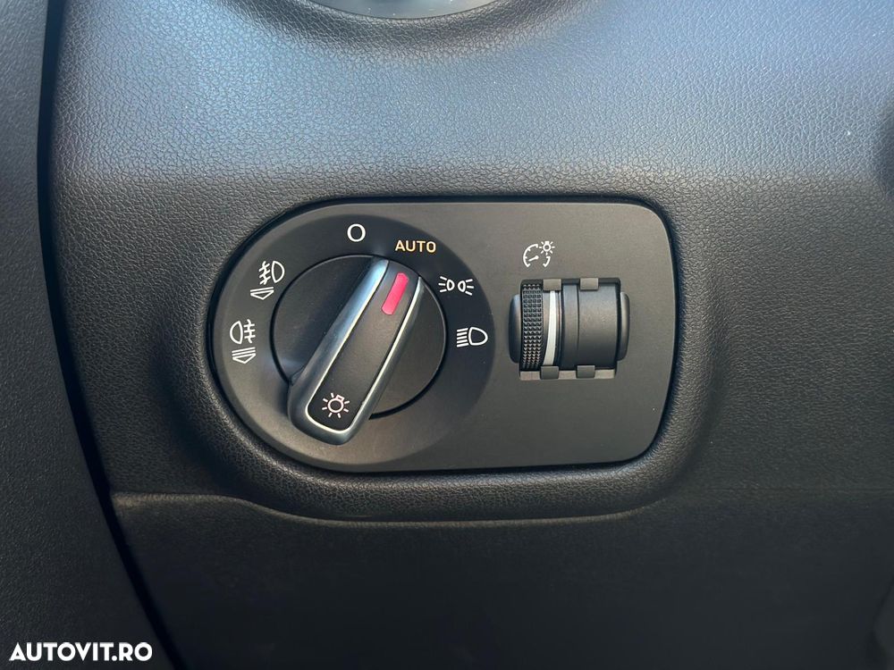 Audi A1 3-portiere 1.4 TFSI Stronic Ambition - 31